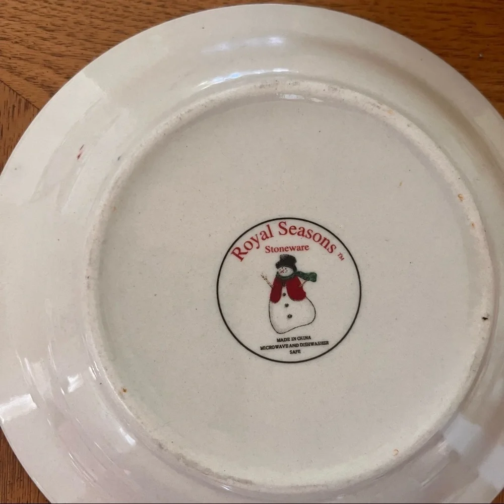 Vintage set of 4 four royal seasons snowman appetizer plates discontinued